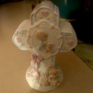 1993 Precious Moments Jesus’s Loves Me cross boys